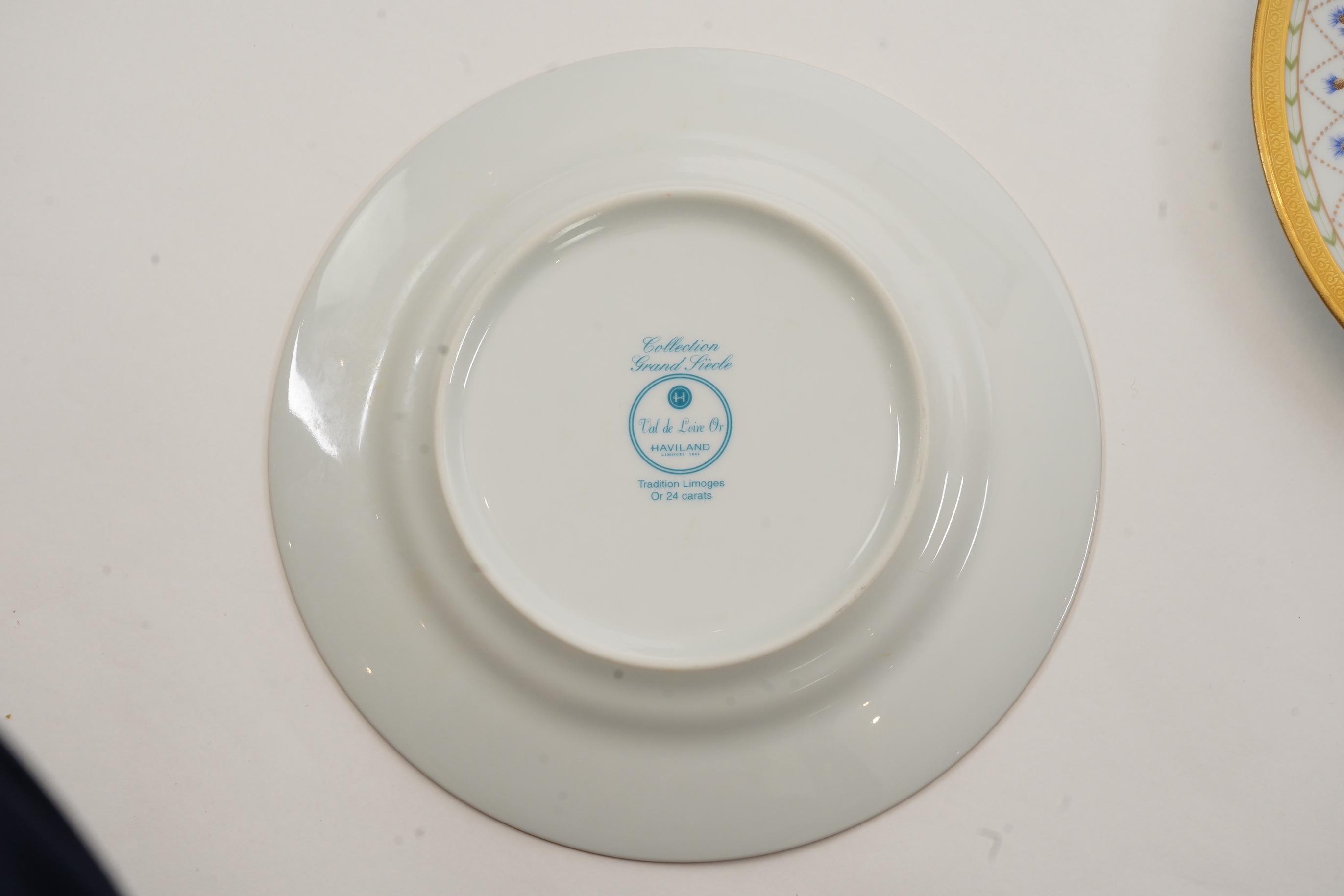 A Haviland Limoges 'Val De Loire Or' part dinner/coffee service